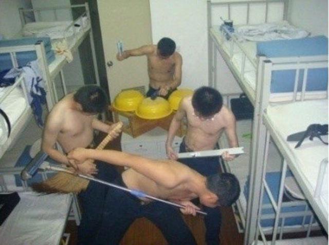 大学里的无节操熊孩子
