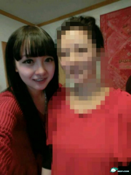 曝西藏大学校花绝美私照 美艳似混血芭比