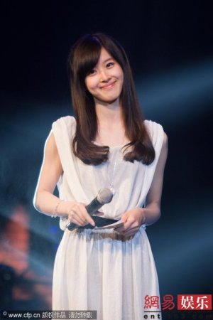 奶茶妹妹被曝与京东掌门刘强东恋爱 年龄差19岁