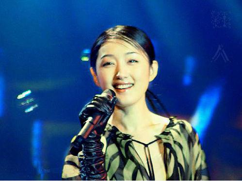 杨钰莹(资料图)