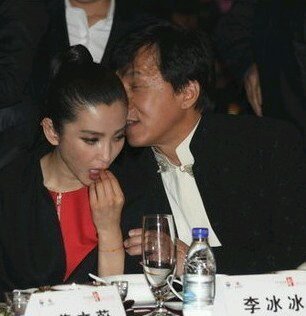 成龙与一线女星肌肤之亲全曝光