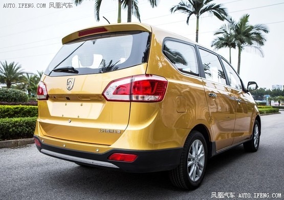 一周重点新车 10万省油SUV配全景天窗