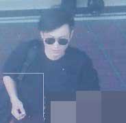 文章出轨后首度现身 走VIP通道避媒体