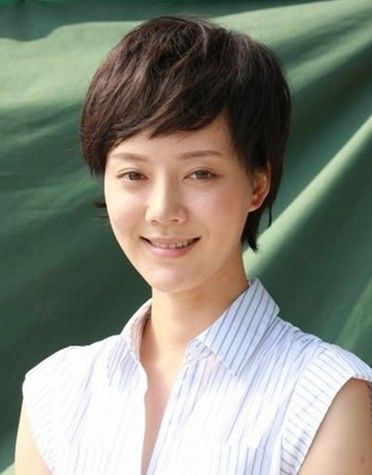 伊能静曝小十岁新欢 揭失婚女星的第二春