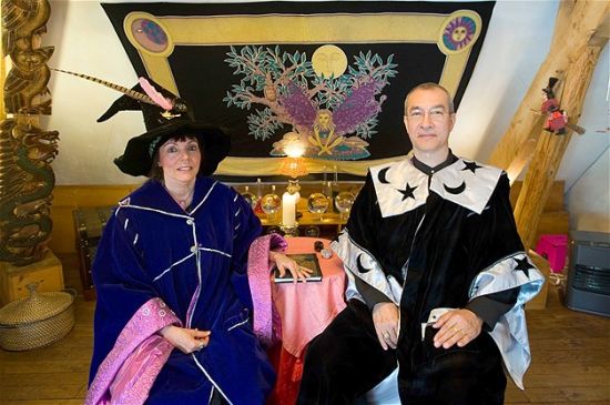世界各地另类学校课程 魔法学院在列
