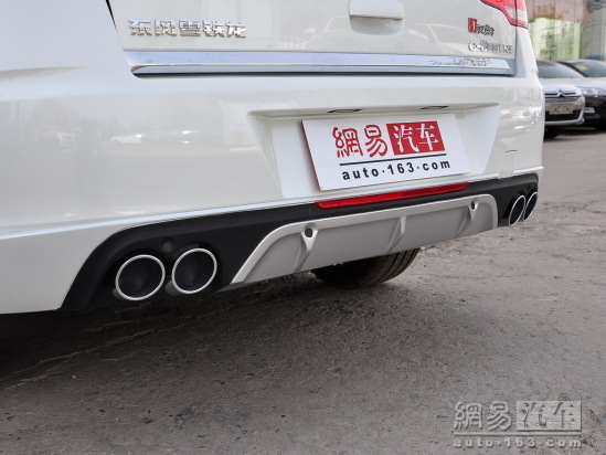 雪铁龙世嘉三厢 2013款 VTS 1.6MT品尚型