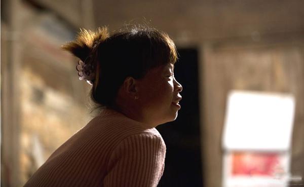 摄影师记录“女子”双性40年