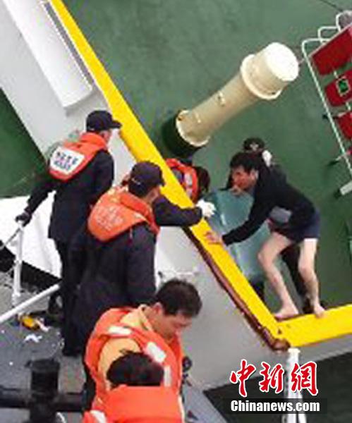韩海警公开客轮船员逃生视频 船长仅穿内裤