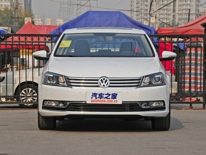 内饰变化大 疑似大众新一代迈腾曝光