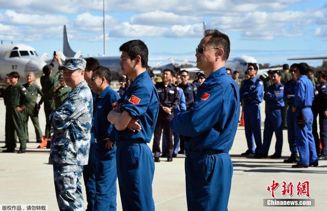 澳将MH370搜索范围扩至海底 停止飞机空中搜索
