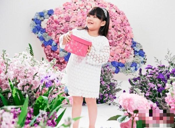 妈妈李湘为爱女王诗龄铺平时尚之路