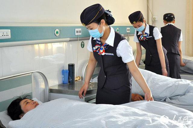 医院护士穿空姐制服