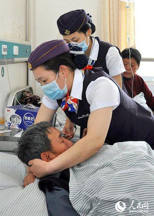 医院护士穿空姐制服