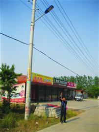 酒店老板座驾半年被砸4次 烧烤工泄私愤