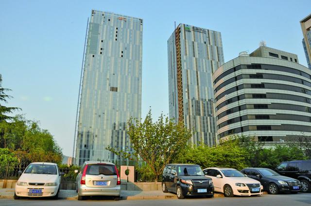 青岛成为山东省首个存贷款双双破万亿的城市