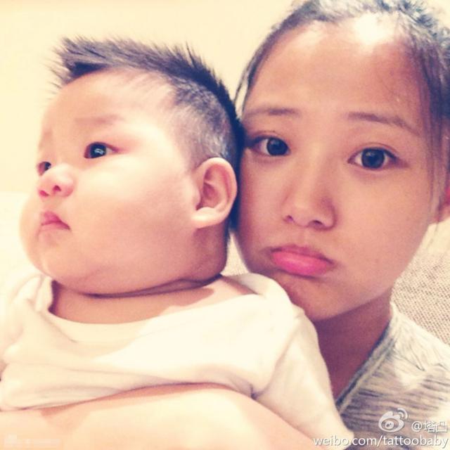 王学兵亲子照曝光 第三任妻子童颜靓丽