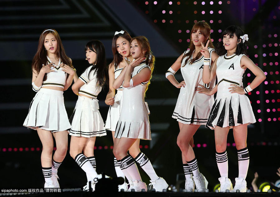 少女时代、EXO飙歌 T-ara、Girl&apos;s Day比拼热舞