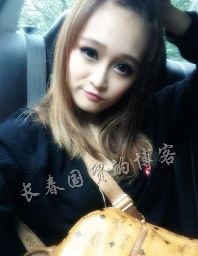 赵本山17岁女儿写真曝光 水手服清纯甜美