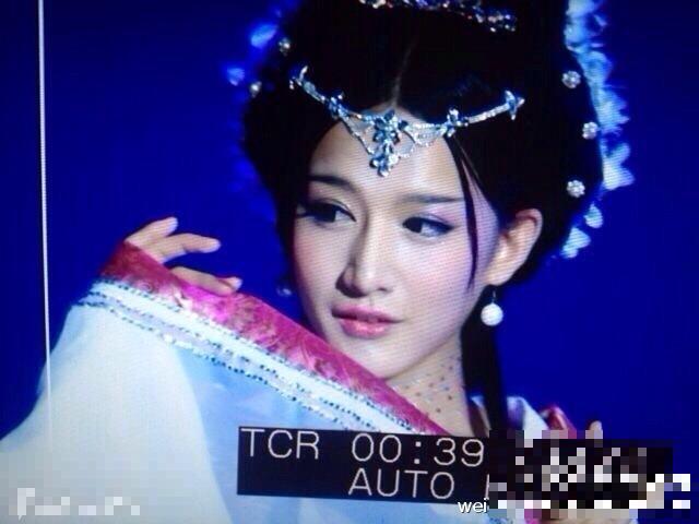 最美伪娘小灿女装扮相秒杀女星