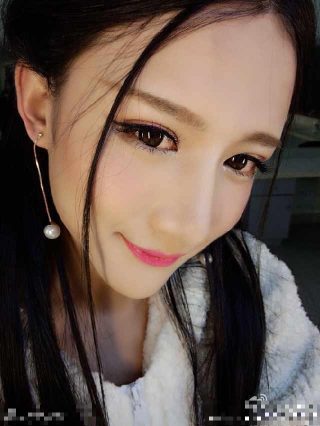最美伪娘小灿女装扮相秒杀女星