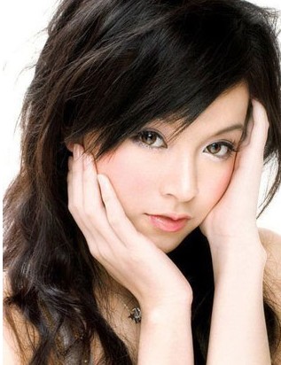 香港新晋女星容貌36变 江若琳暴牙 杨颖似凤姐